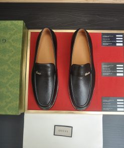 Gucci shoes