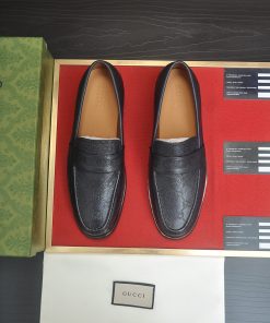 Gucci shoes