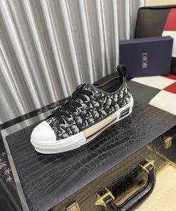 Dior shoes
