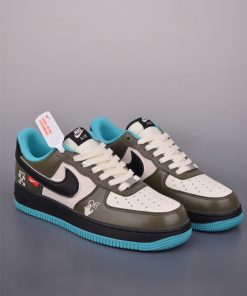Nike Air Force 1