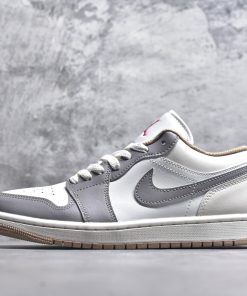 Nike Air Jordan 1