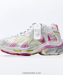 BALENCIAGA Runner 7.0