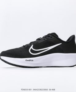 Nike Quest 6