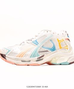 BALENCIAGA Runner 7.0