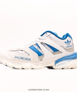 BALENCIAGA Triple S