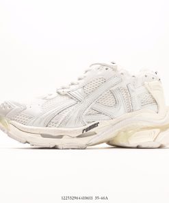 BALENCIAGA Runner 7.0