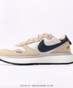 NIKE PHOENIX WAFFLE