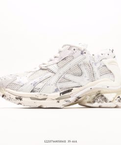 BALENCIAGA Runner 7.0