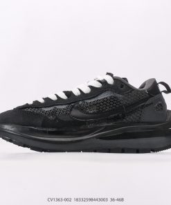 Nike VAPORWAFFLESACAI