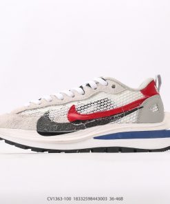Nike VAPORWAFFLESACAI