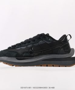 Nike VAPORWAFFLESACAI