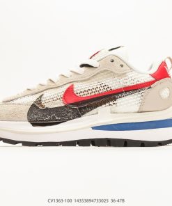 Nike Vaporwaffle Sacai