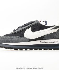 SACAI × NIKE LDV Waffle