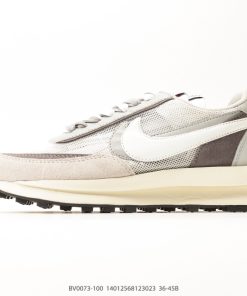 SACAI × NIKE LDV Waffle