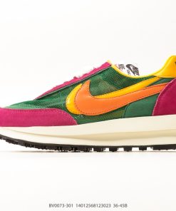 SACAI × NIKE LDV Waffle