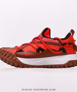 NIKE ACG Mountain Fly Gtx SE