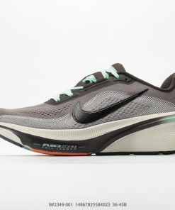 Nike Air Zoom Pegasus 42