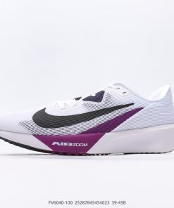 NIKE AIR ZOOM RIVAL FLY