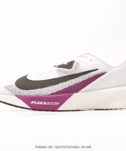 NIKE AIR ZOOM RIVAL FLY