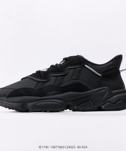 adidas OZWEEGO