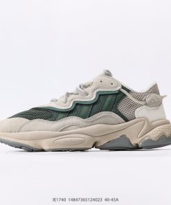 adidas OZWEEGO