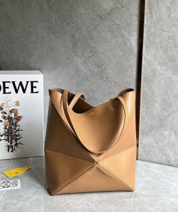 LOEWE bags