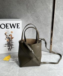 LOEWE bags