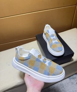 OUIS VUITTON