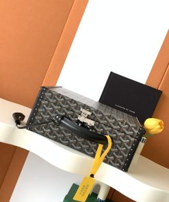 GOYARD