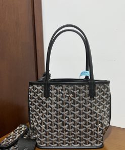 GOYARD