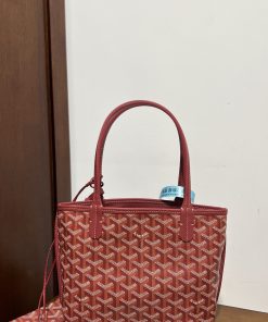 GOYARD