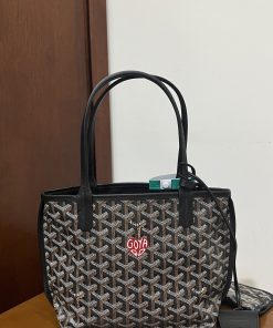 GOYARD