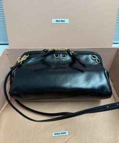 MIUMIU