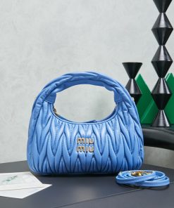 MIUMIU