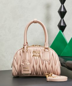 MIUMIU