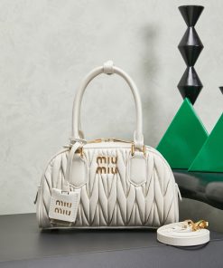 MIUMIU