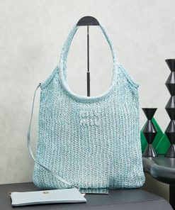 MIUMIU