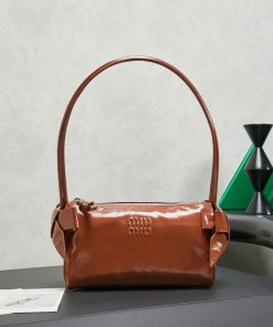 MIUMIU