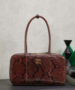 MIUMIU