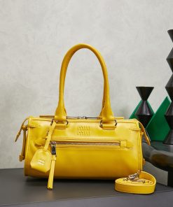 MIUMIU