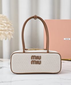 MIUMIU