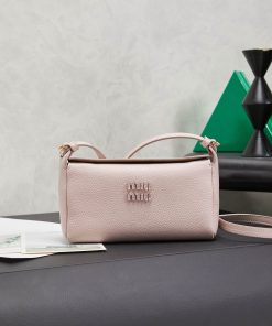 MIUMIU