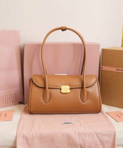MIUMIU