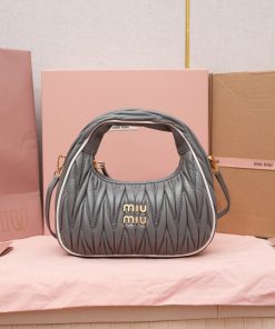 MIUMIU