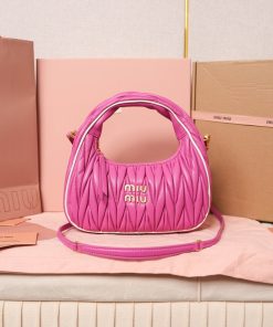 MIUMIU