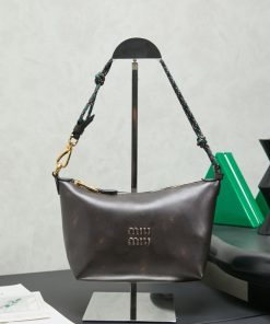 MIUMIU