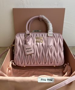 MIUMIU