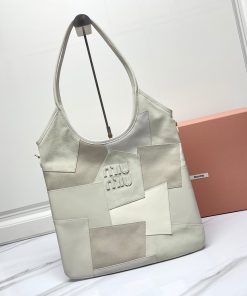 MIUMIU