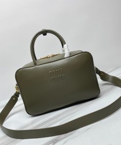 MIUMIU