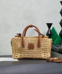 MIUMIU